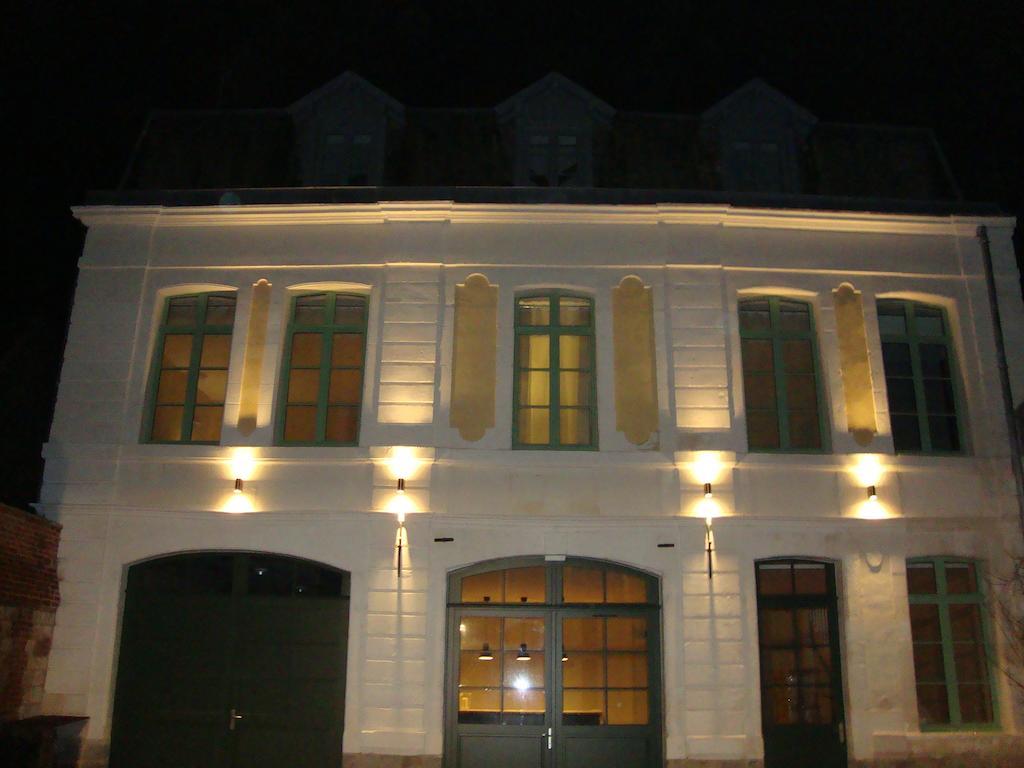 La Cour Des Carmes Bed & Breakfast Arras Luaran gambar
