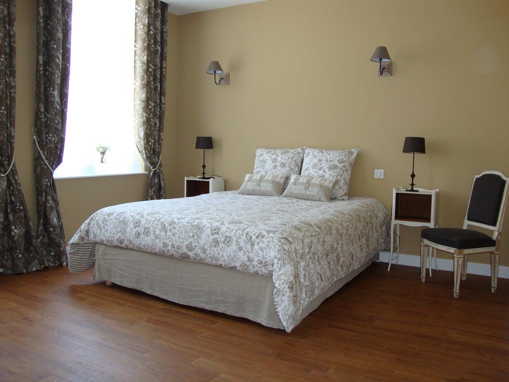 La Cour Des Carmes Bed & Breakfast Arras Bilik gambar